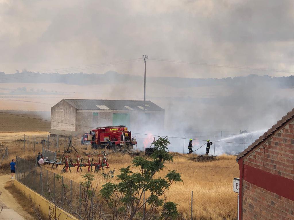 Incendio sofocado en Paredes de Nava (Palencia)