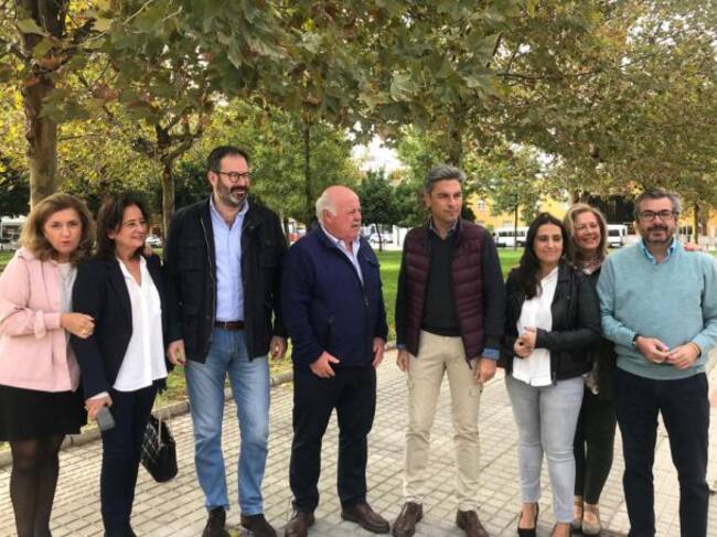 Los candidatos del PP haciendo campaña de las Elecciones Generales