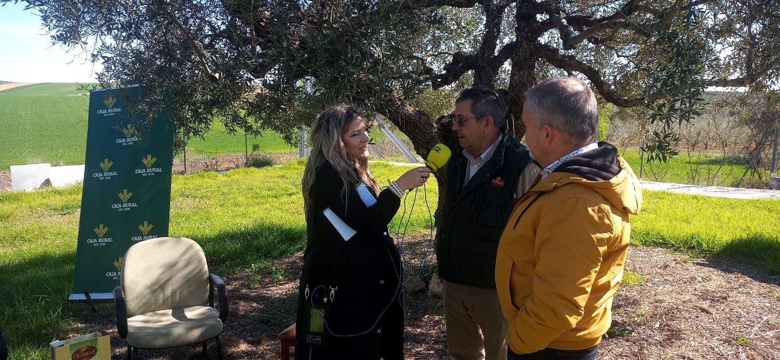 Hoy por Hoy Huelva especial Ruta de Esenciales desde Olibeas en Beas (Huelva)