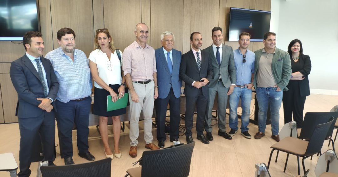 Foto de familia en la presentación de la tercera edición del World Premium Experience