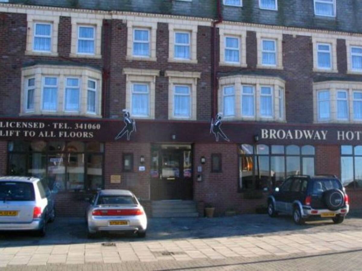 Un hotel que cobra 125 euros por una crítica negativa