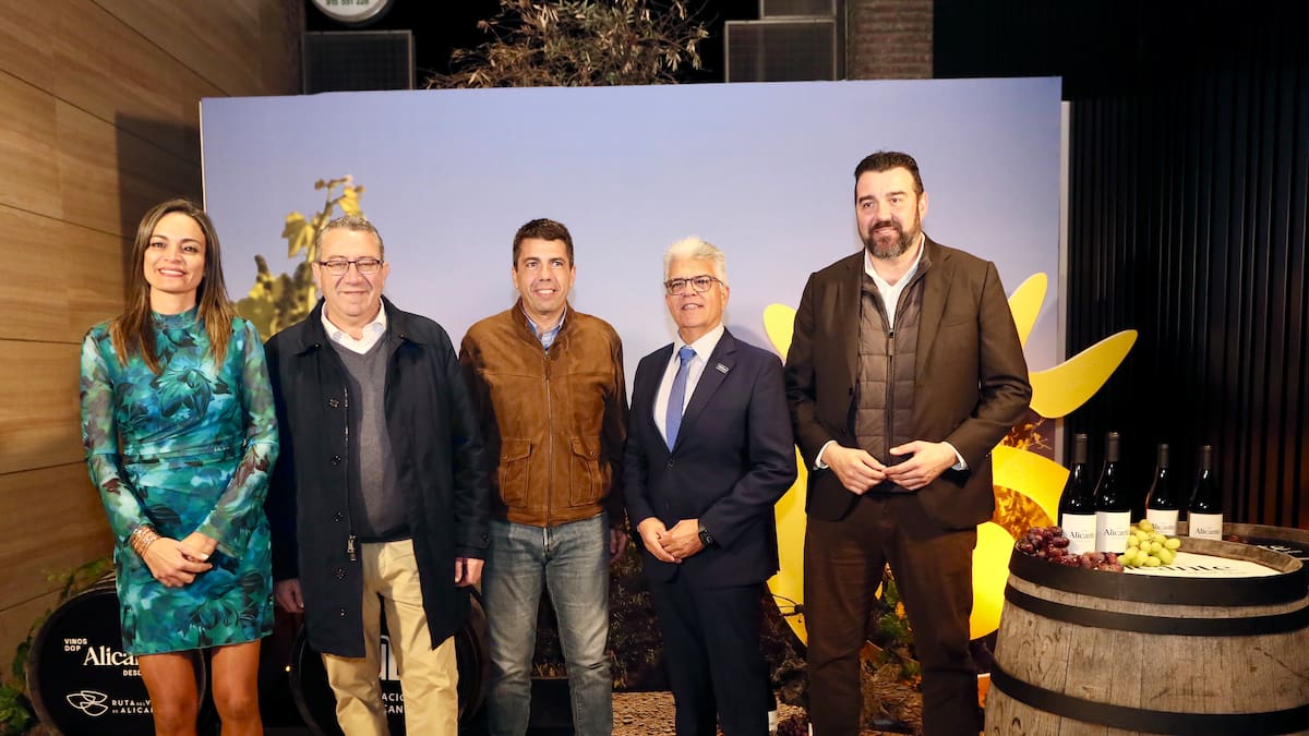 La Costa Blanca promociona su riqueza vinícola y gastronómica en el corazón de Madrid