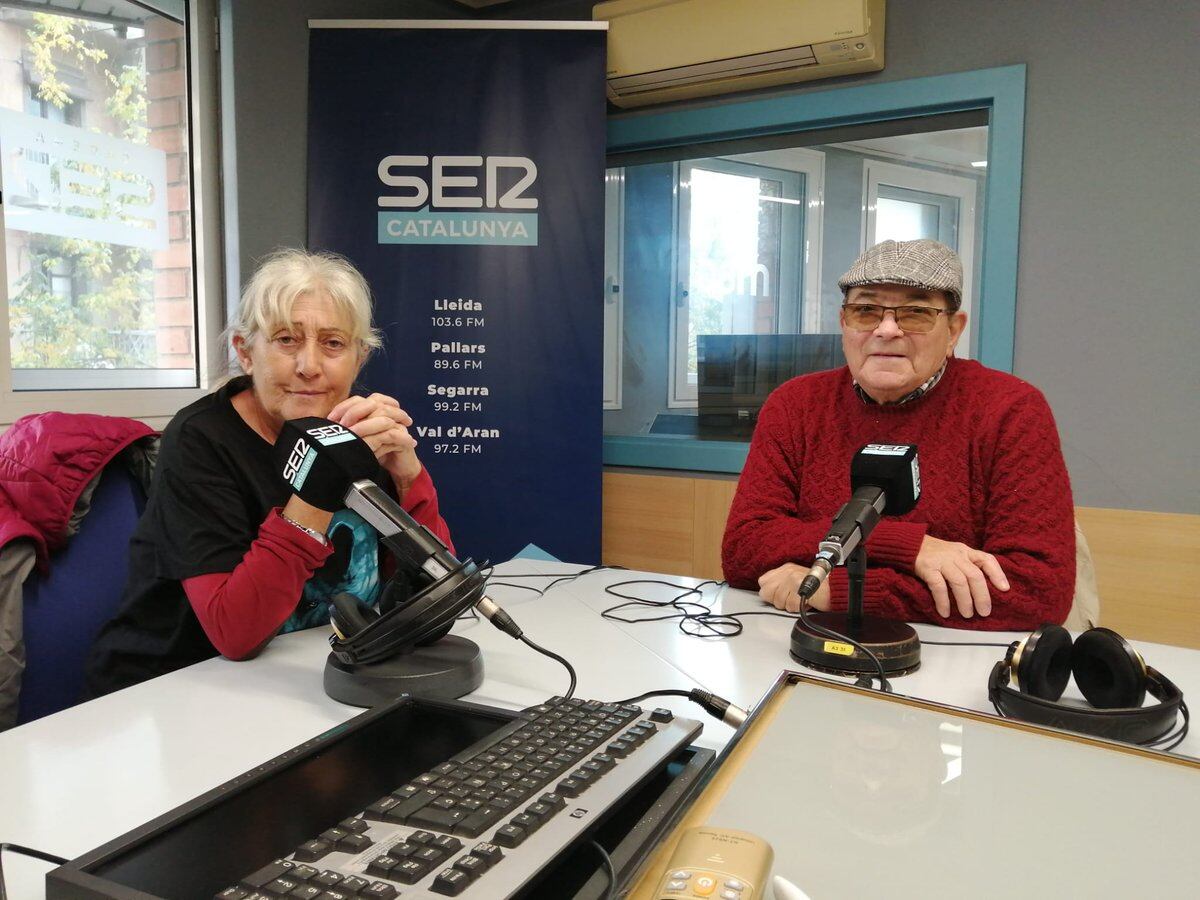Lydia Argilés i Jordi Parladé, de la Protectora d'Animals Lydia Argilés, als estudis de Ràdio Lleida.