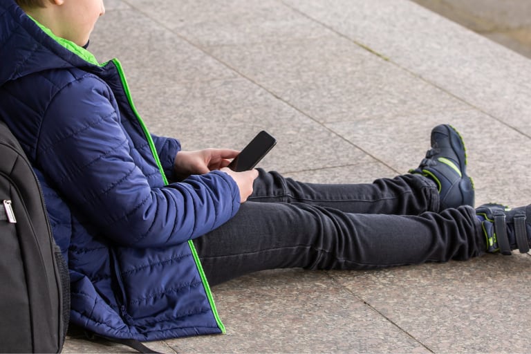 El refuerzo llega tras la aprobación del convenio entre ambas administraciones, dirigido a prevenir y controlar el absentismo por medio de diversos recursos