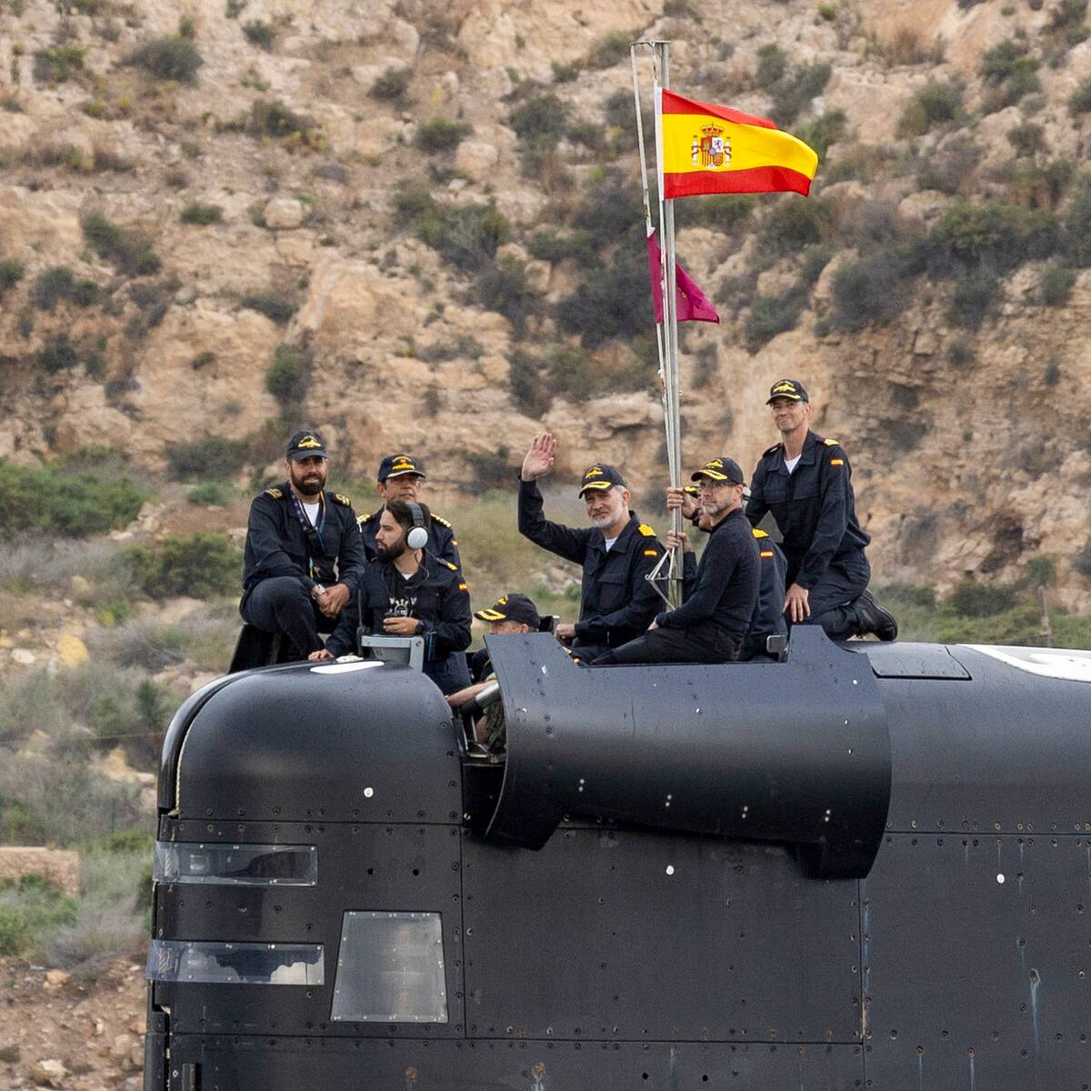 El Rey navega en inmersión en un S-81 "completamente operativo" durante su visita a Cartagena