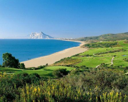 Playa de &quot;La Alcaidesa&quot; en La Linea