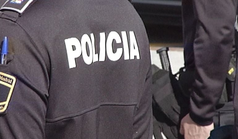 La Policía de Alcobendas aumenta en Navidad los controles de alcohol al volante