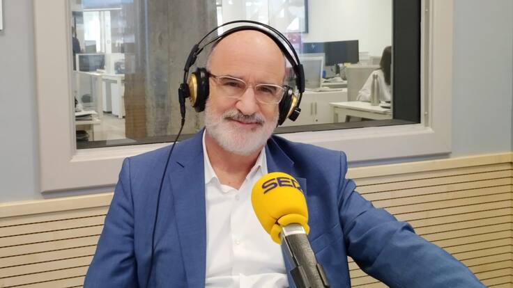 Fernando Aranburu presente en 'Hoy por Hoy San Sebastián' su libro "Hombre caído"