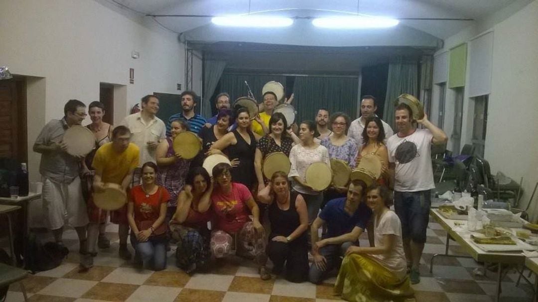 Foto colectiva de uno de los cursos impartidos por Cris Zagaleta