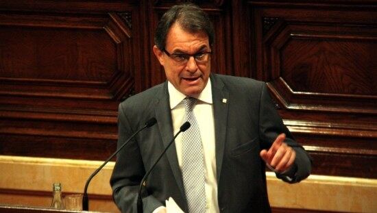 El president de la Generalitat, Artur Mas, a la tribuna del Parlament