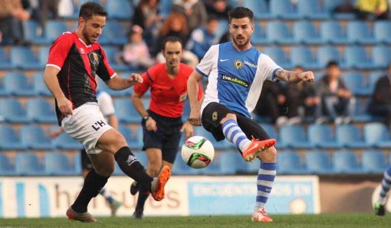 Miñano durante el partido de ida frente a L&#039;Hospitalet