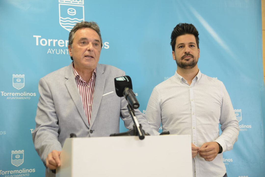 Ortiz y Piña durante la comparecencia este miércoles en el Ayuntamiento de Torremolinos 