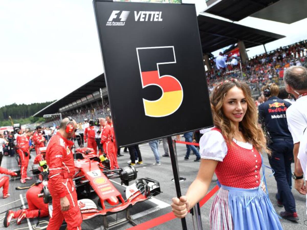 "Por defender a las mujeres deja a las mujeres sin trabajo"