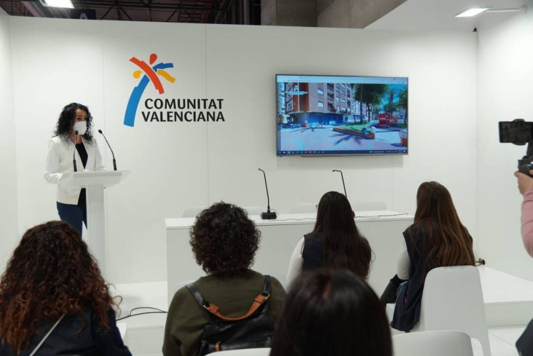 Presentación de Tavernes en Fitur 