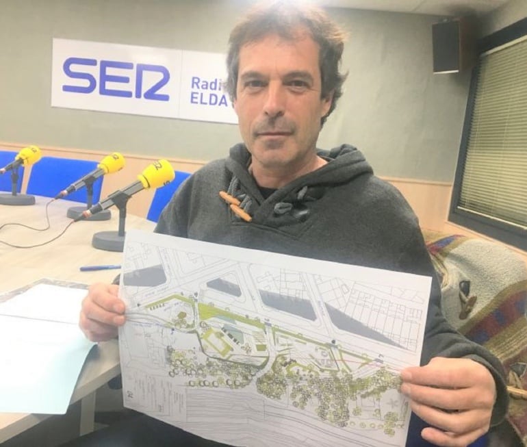 Javier Martínez, foto de archivo, en Radio Elda