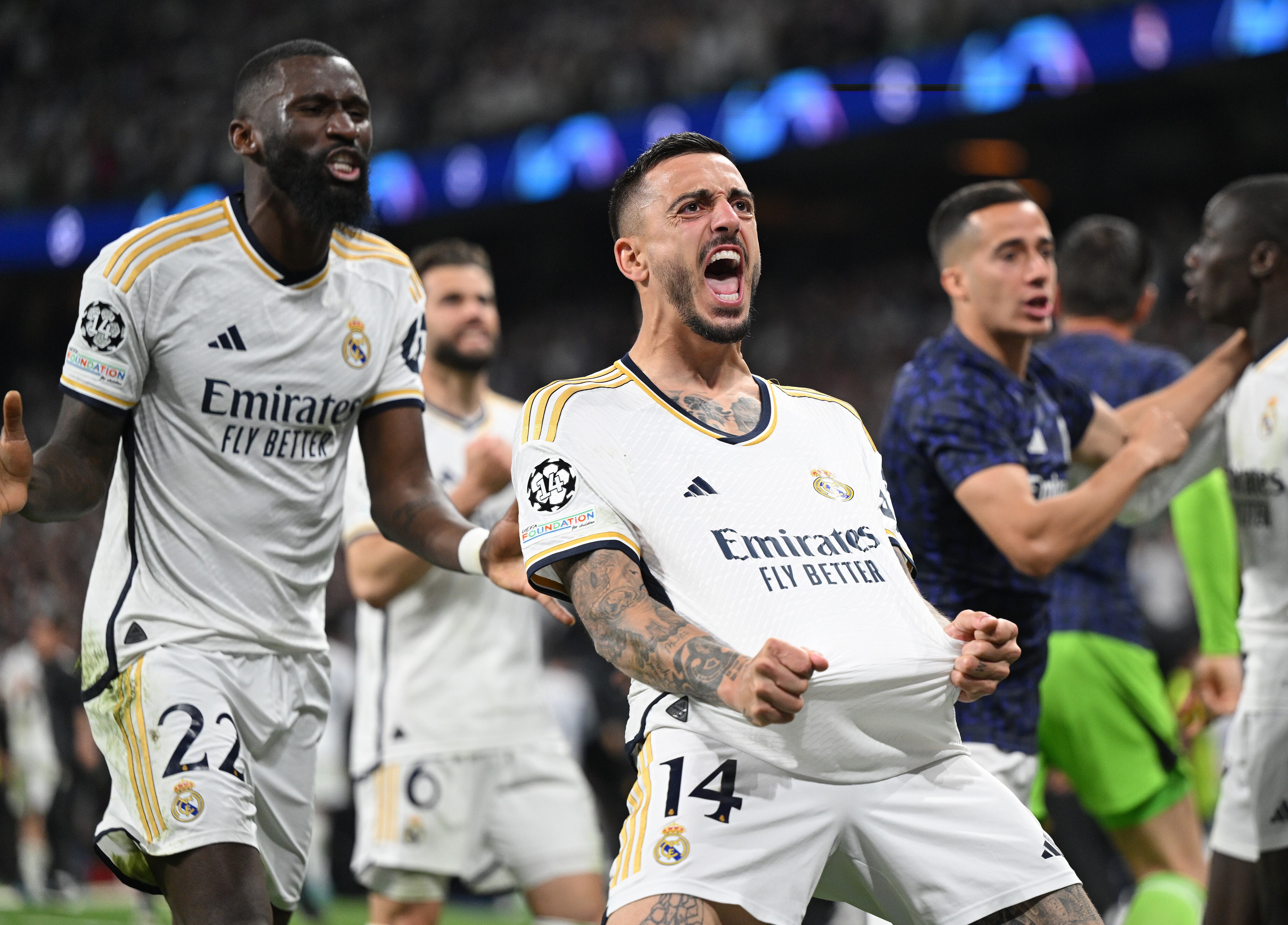 Joselu Mato celebra el pase del Real Madrid a la final de la Champions League 2024