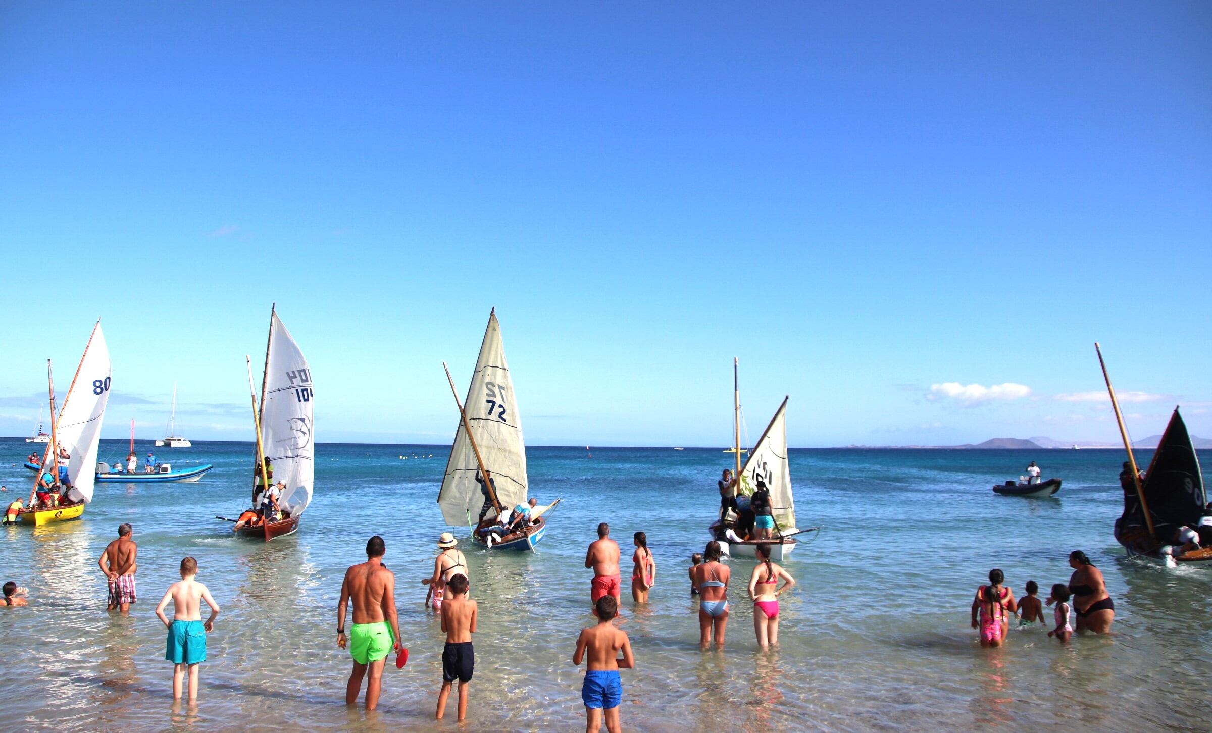 Regata de Vela Latina en Playa Blanca, en el municipio lanzaroteño de Yaiza.