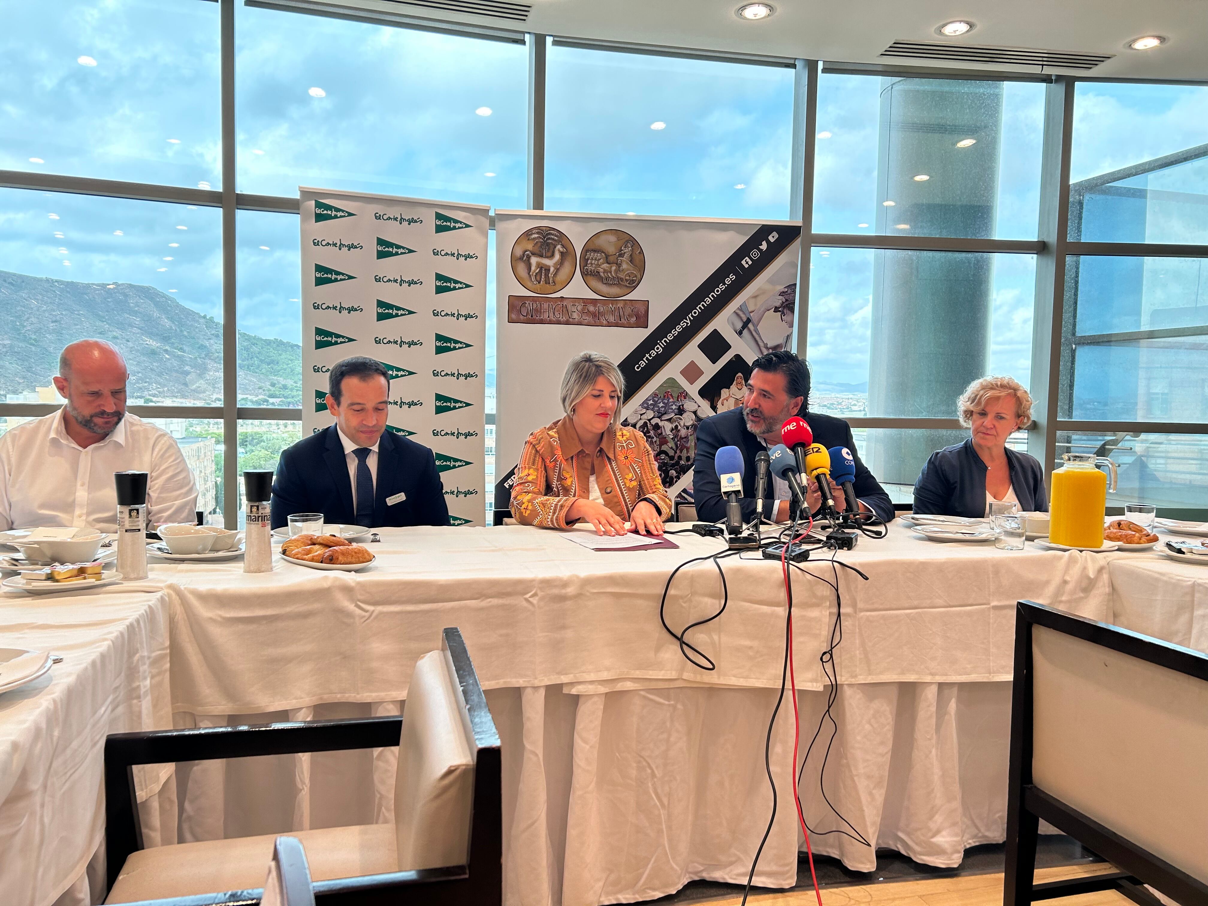 Desayuno informativo de Carthagineses y Romanos