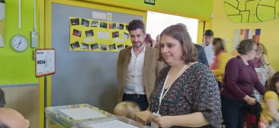 Marta López, candidata del partido en la localidad, ha anunciado la retirada de la candidatura