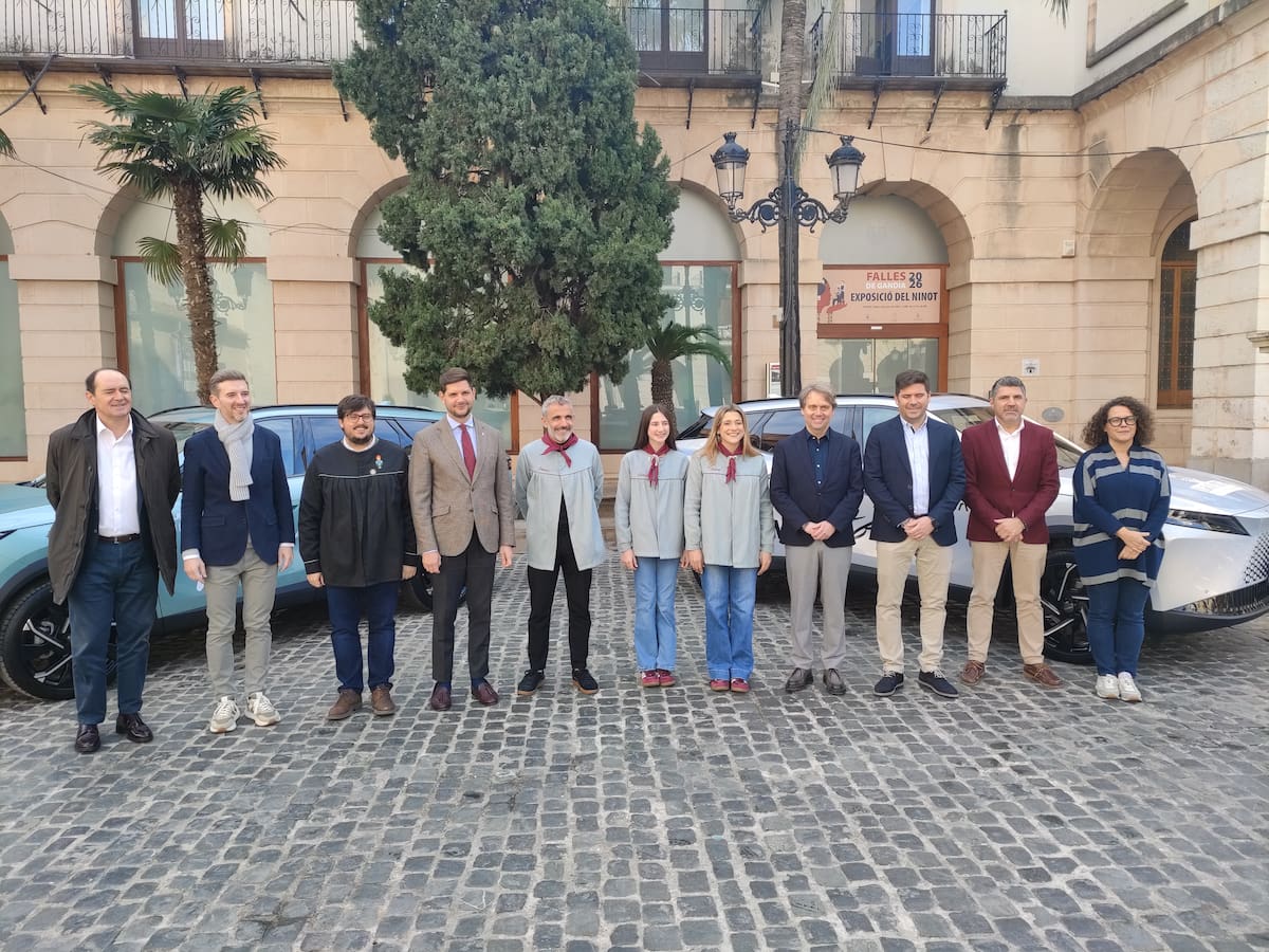 El OMODA 7 de Moll Motor, coche oficial de las Falleras Mayores de Gandia 2026