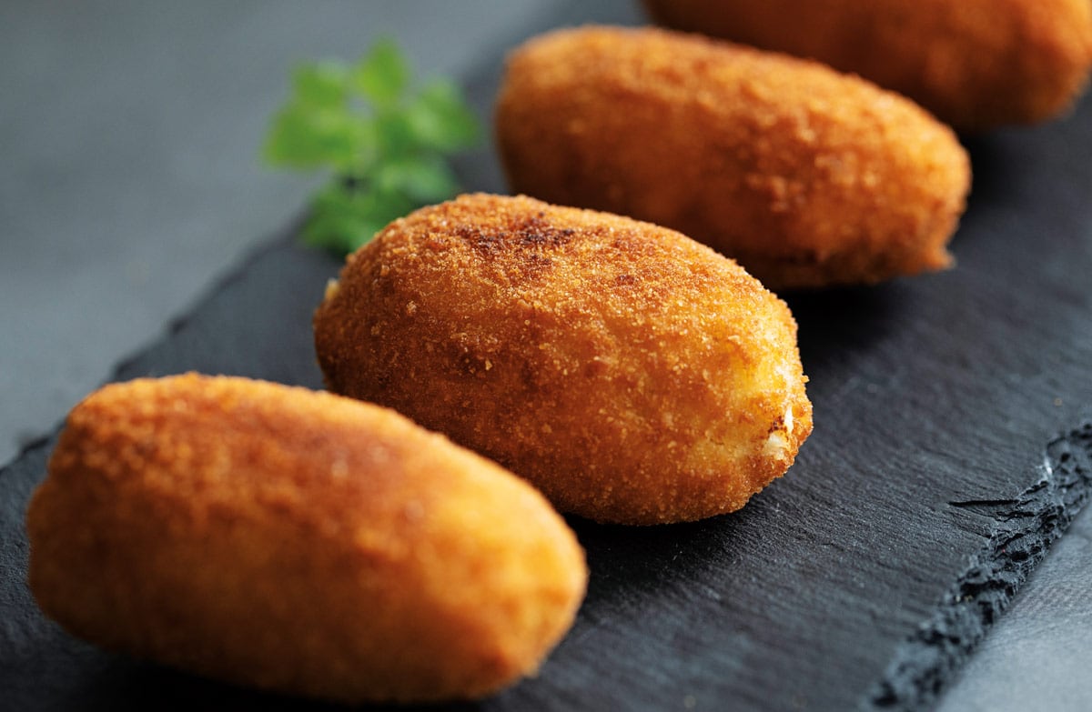 La mayor parte de los bares y restaurantes incluyen las croquetas en su oferta culinaria