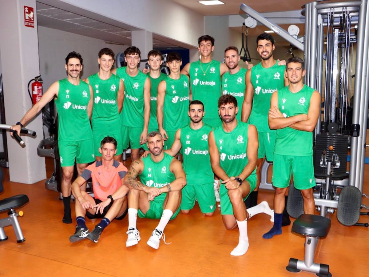 El buen voleibol ‘con acento’ de la Copa de Andalucía sigue motivando a Unicaja Costa de Almería