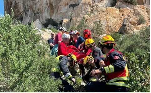 Rescate de una senderista accidentada en Alfafara (El Comtat)