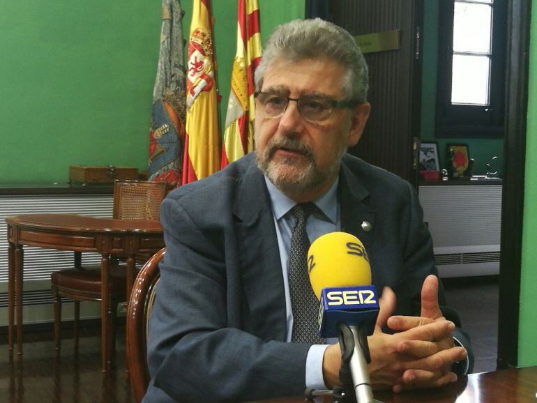 José Antonio Mayoral, rector de la Universidad de Zaragoza