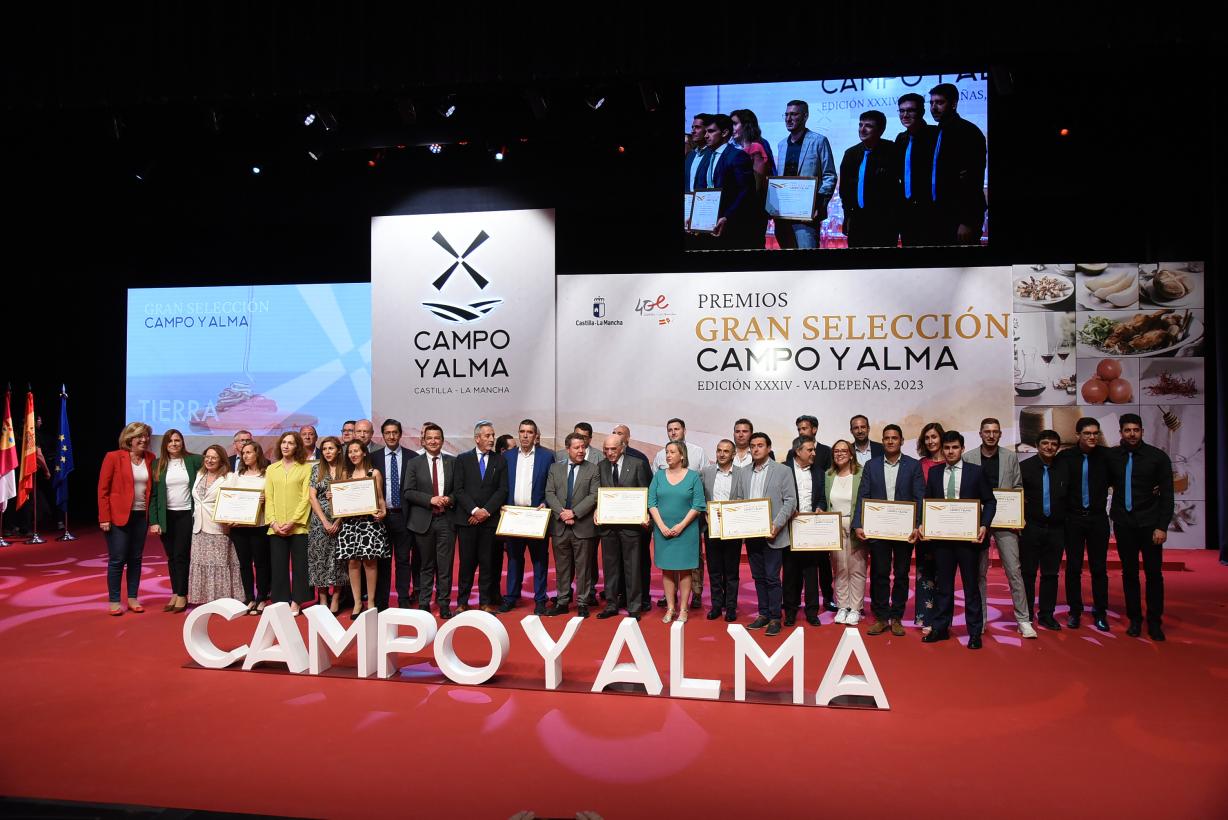 Valdepeñas ha acogido la entrega de los Premios Gran Selección Campo y Alma en su  34 edición