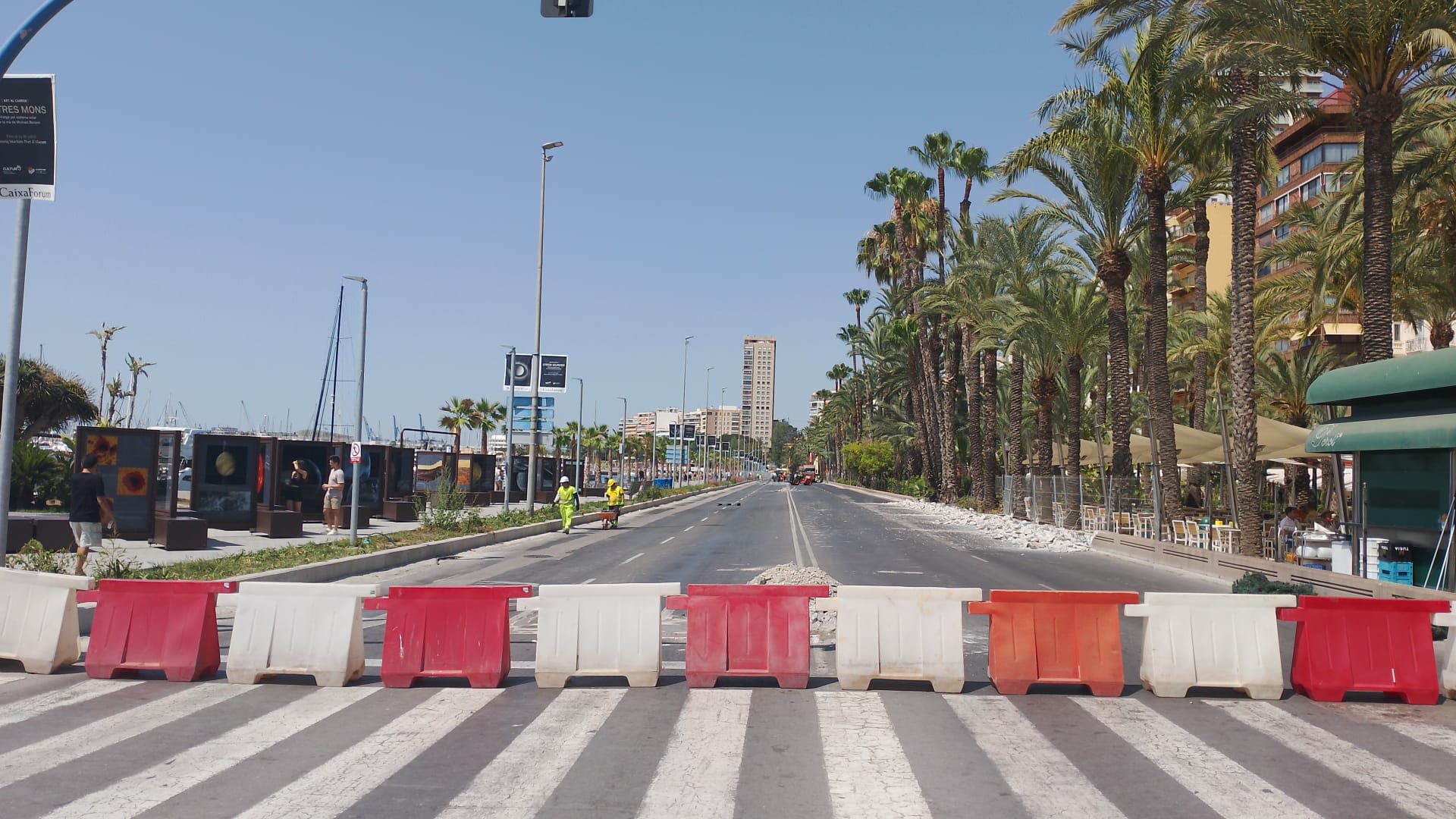 El paseo Mártires de la Libertad de Alicante cortado en verano al tráfico por obras