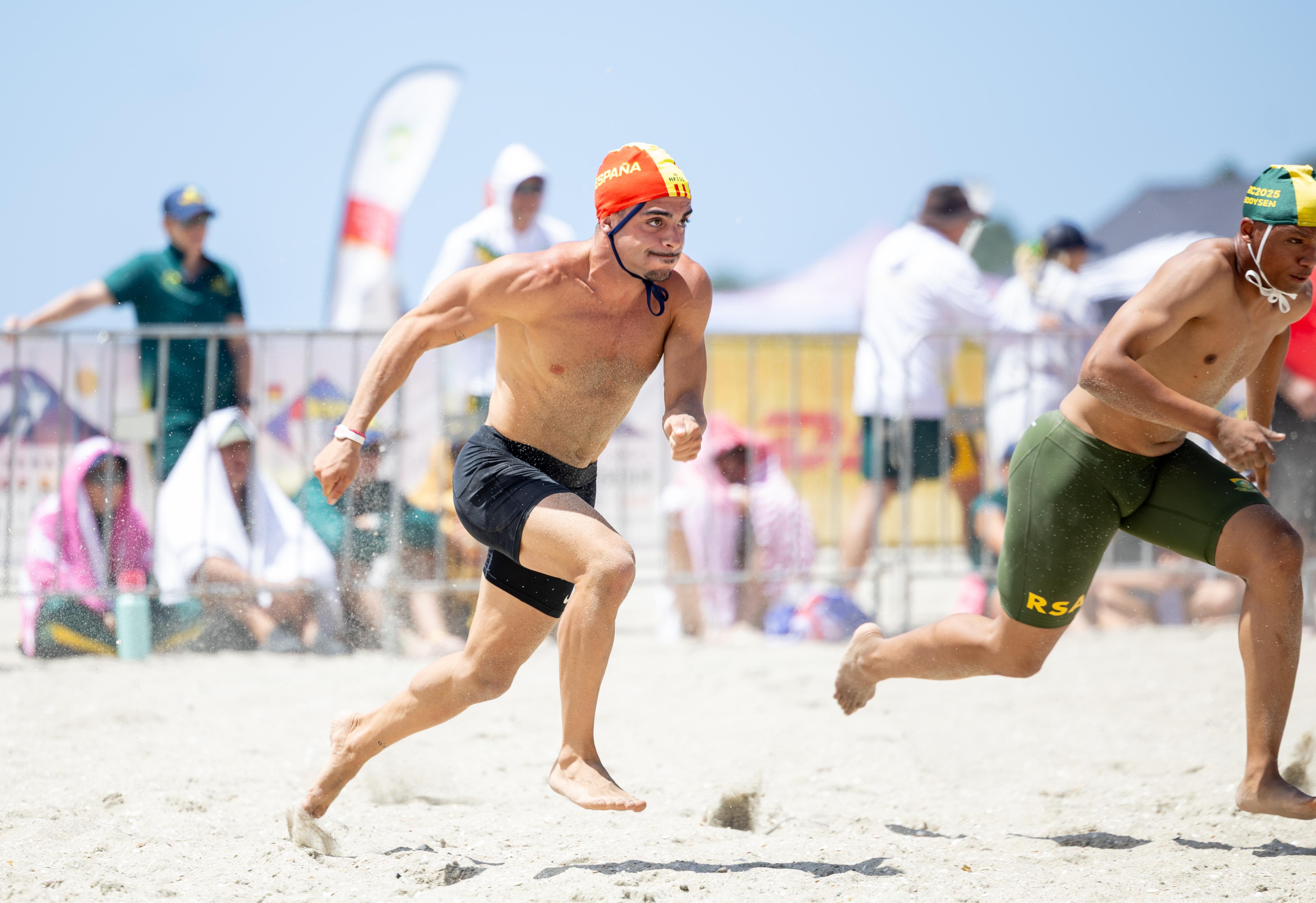 Medalla de oro en la especialidad de banderas de la Copa del Mundo celebrada en Nueva Zelanda