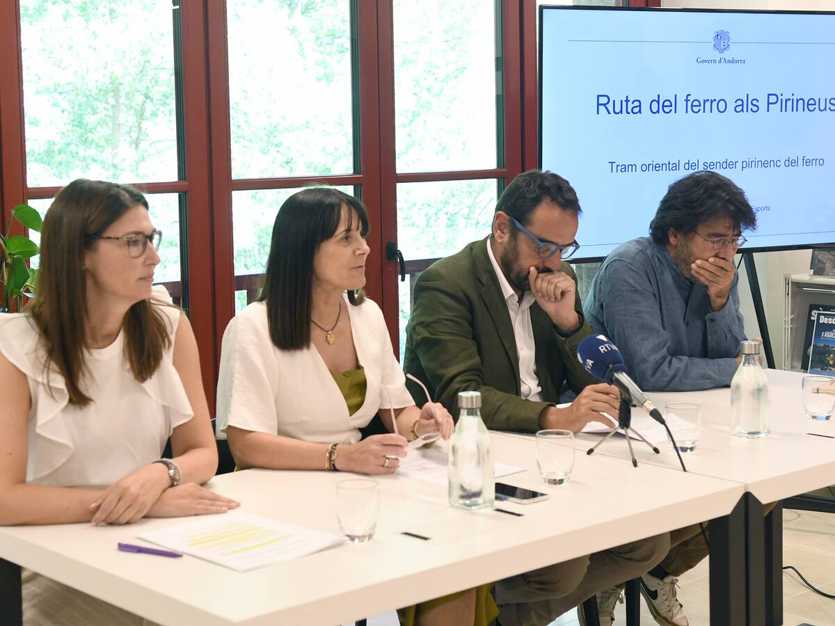 Govern presenta tres nous itineraris en la ruta del ferro
