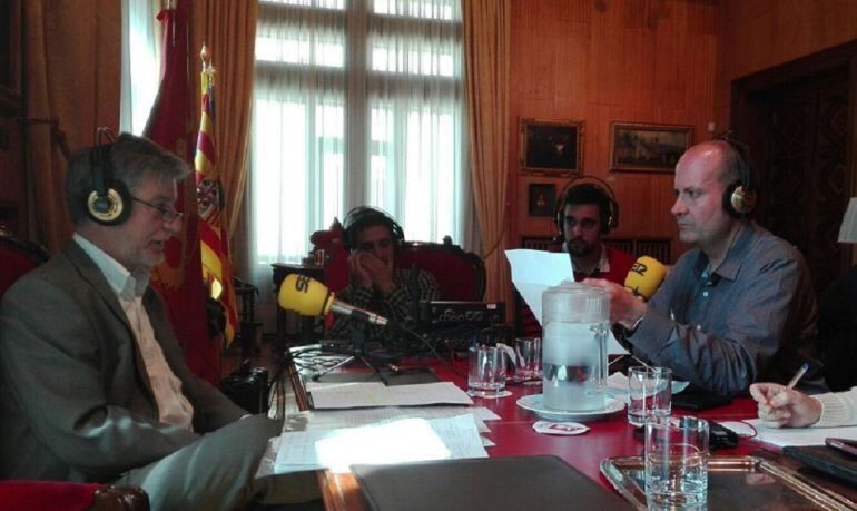 La entrevista al alcalde Pedro Santisteve se ha emitido desde el Ayuntamiento