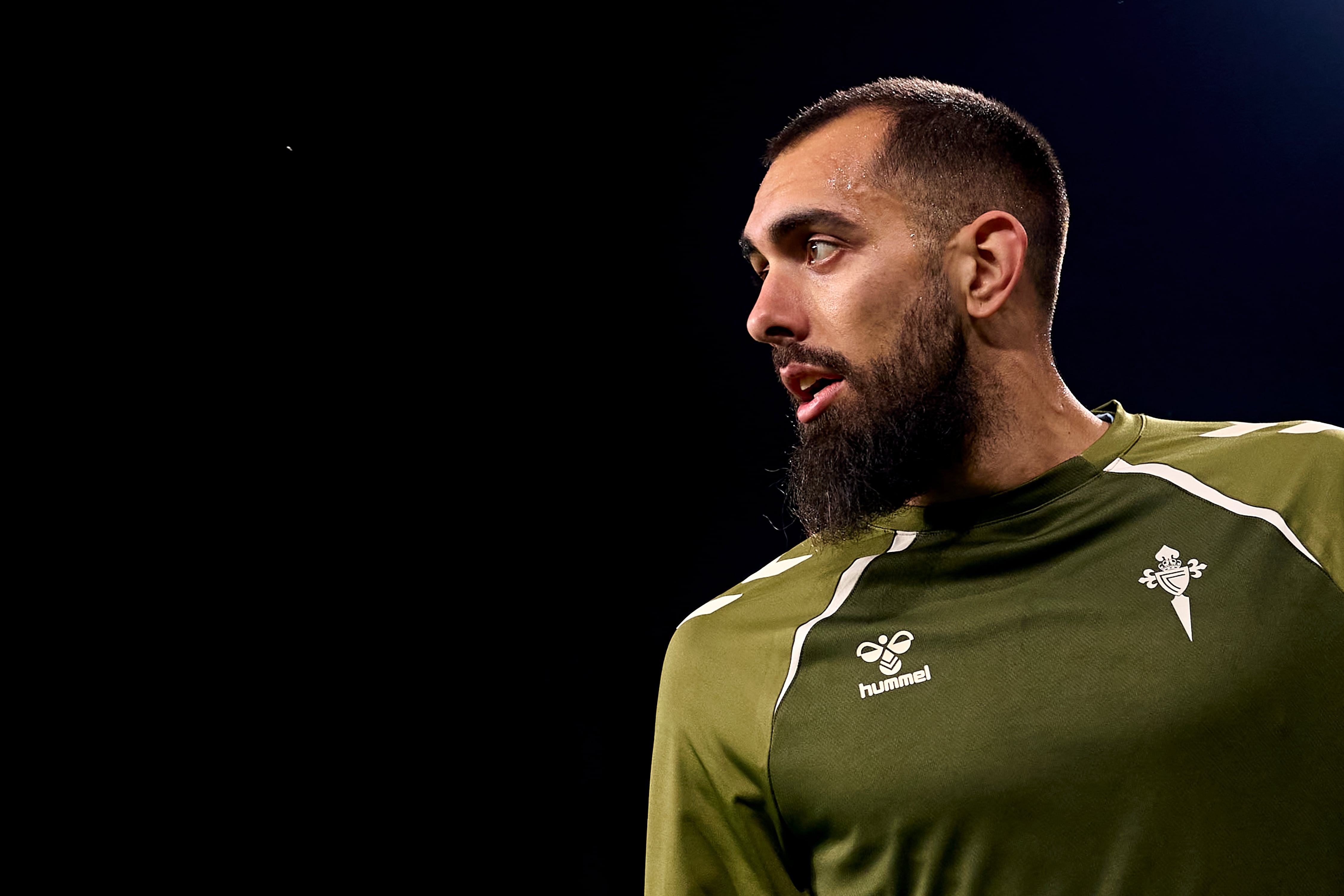 Borja Iglesias, durante el partido de Europa League entre Celta de Vigo y Bolonia