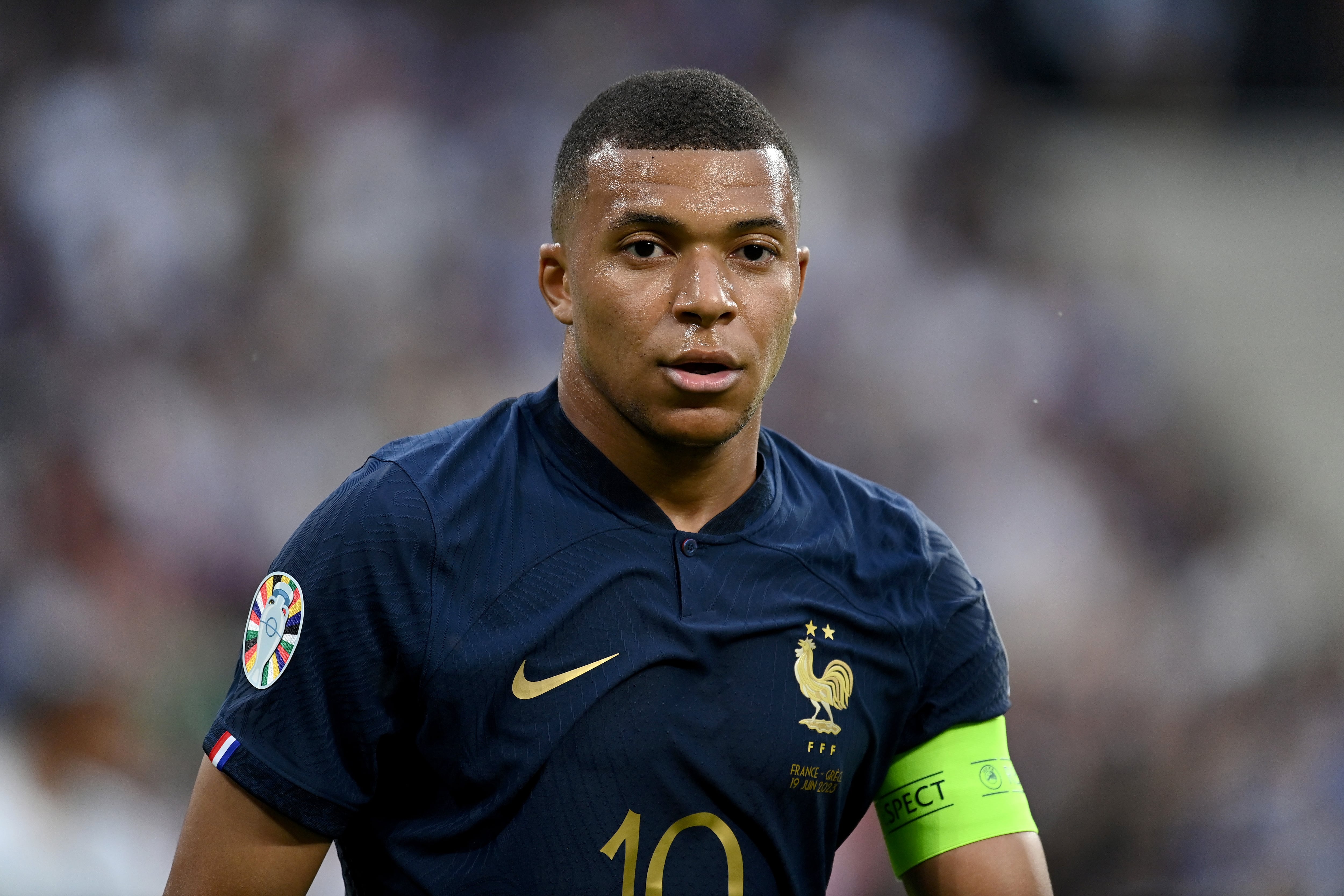 Kylian Mbappé, en un partido con la selección francesa