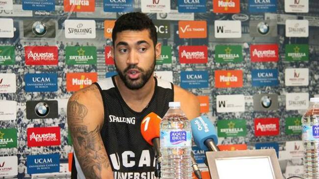 Lima, estrella del equipo pimentonero que visita el Buesa Arena.