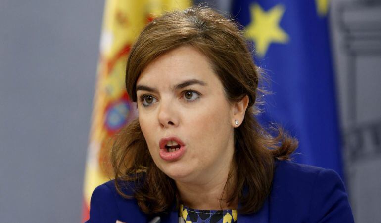 GRA281. MADRID, 05/06/2015.- La vicepresidenta del Gobierno, Soraya Sáenz de Santamaría, durante la rueda de prensa ofrecida tras la reunión del Consejo de Ministros. EFE/J.J.Guillen