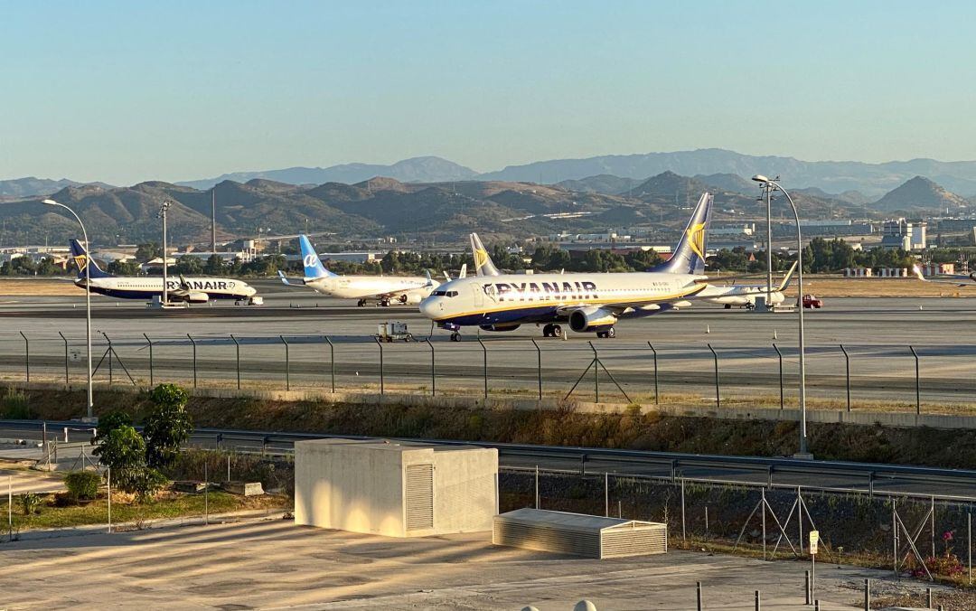 Aviones estacionados en la terminal de Málaga-Costa del Sol