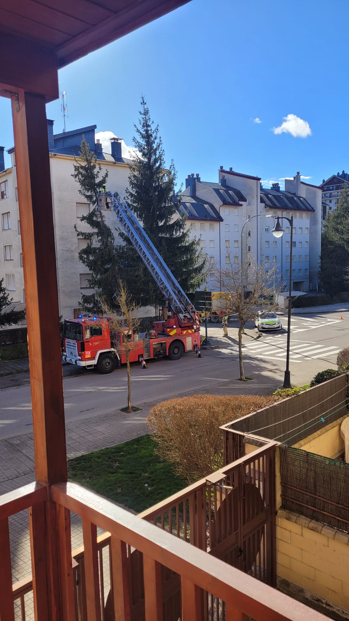 Intervención de los bomberos este martes por la tarde en Jaca