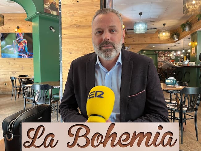 Txiki Linares, presidente del Alcoyano en La Bohemia
