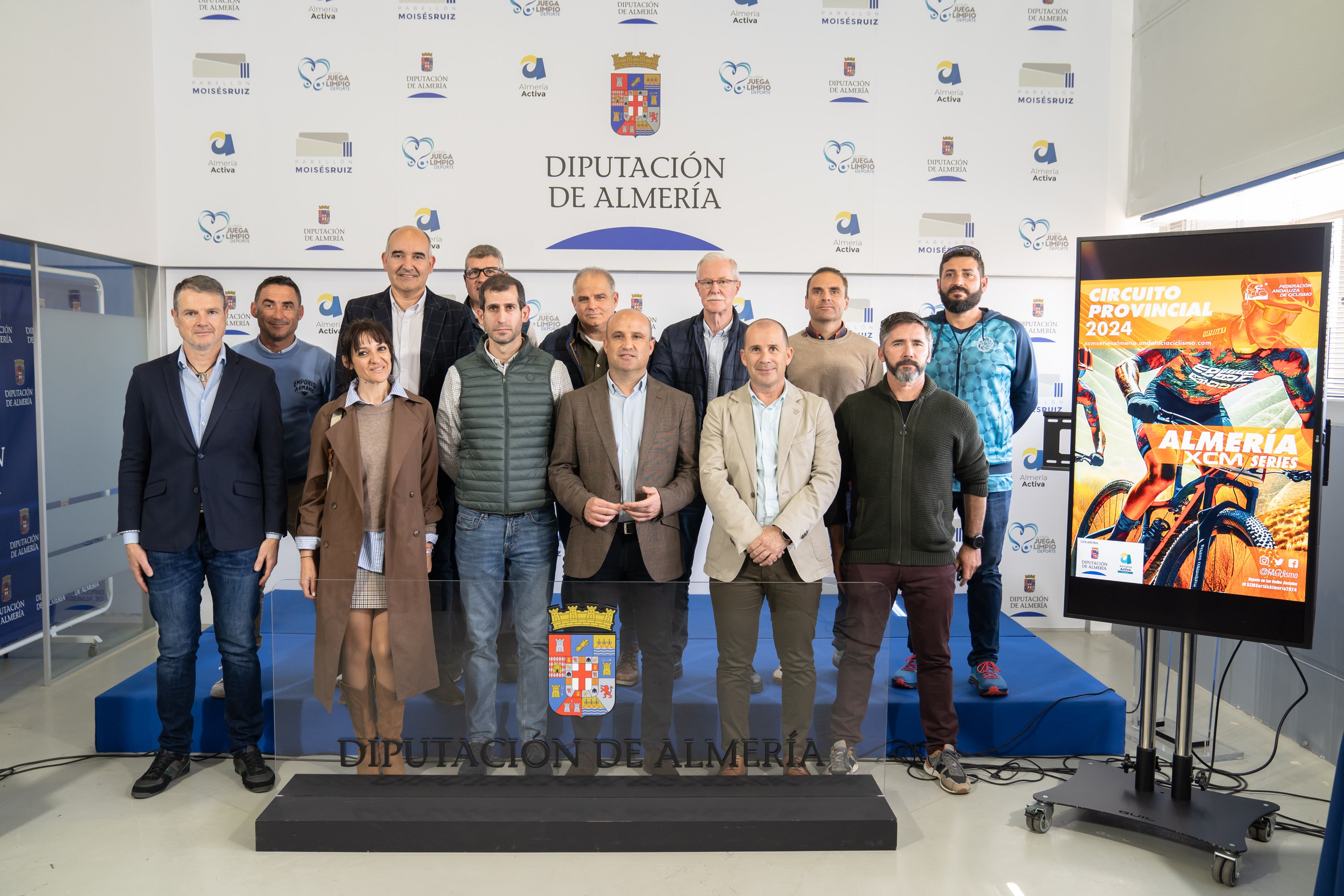 Diputación presenta el Circuito Provincial de XCM Series Almería que aumenta sus pruebas.
