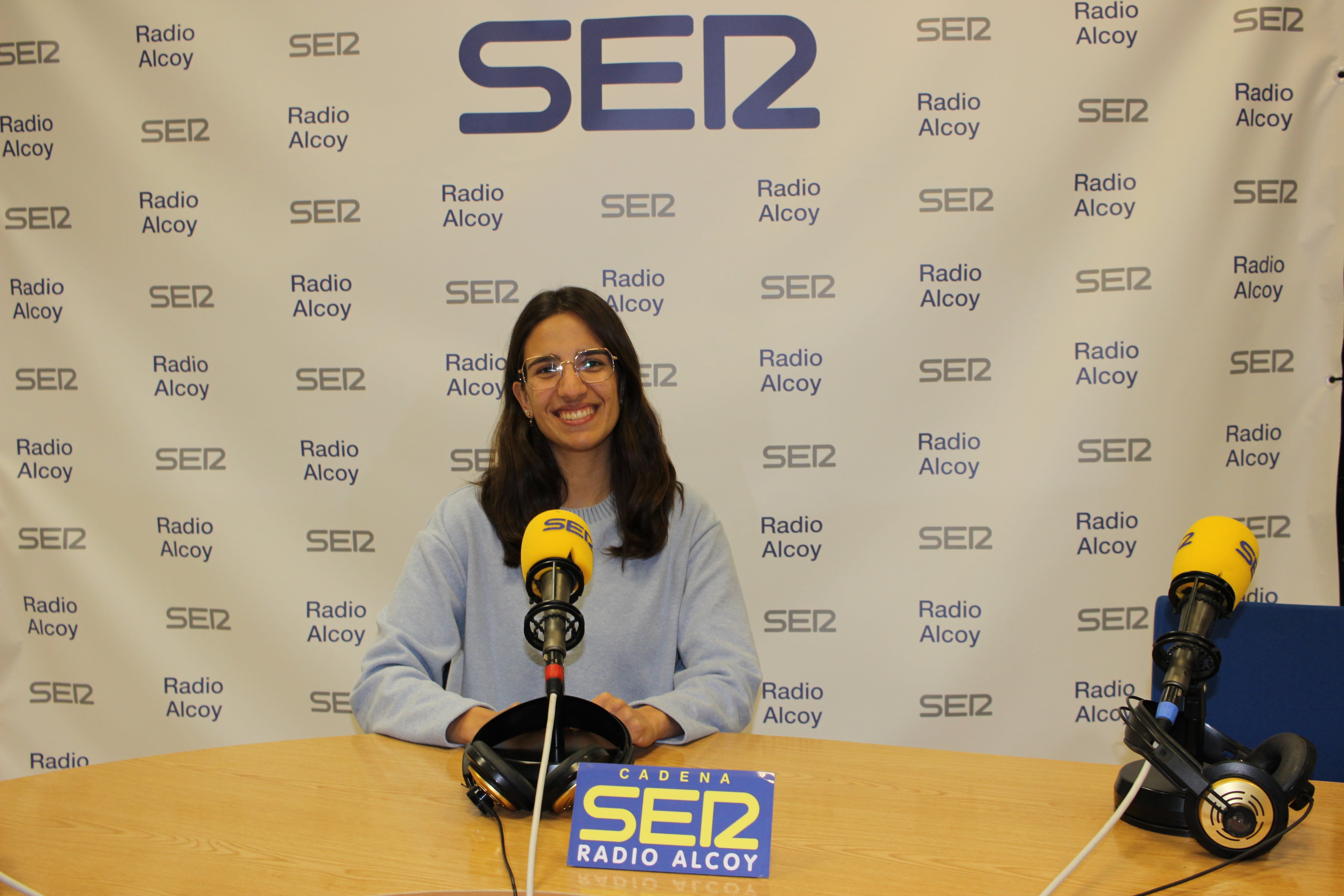 Sara Gómez, en el estudio central de Radio Alcoy