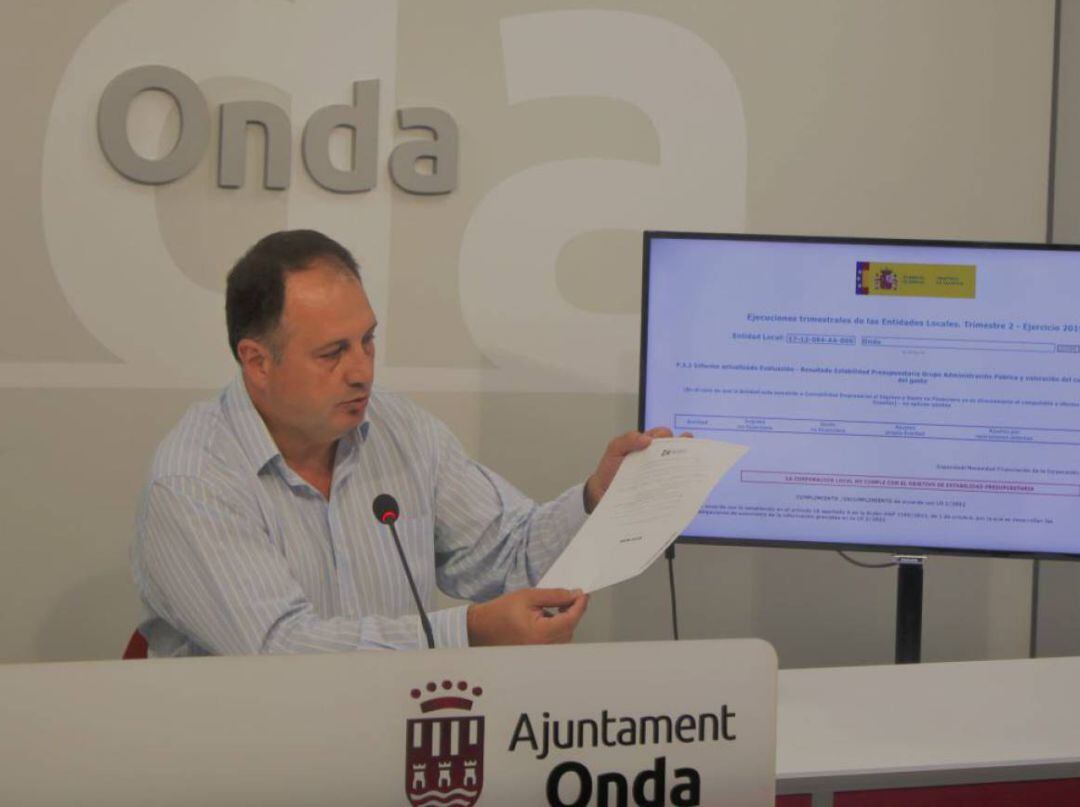 Salvador Aguilella en rueda de prensa en el Ayuntamiento de Onda