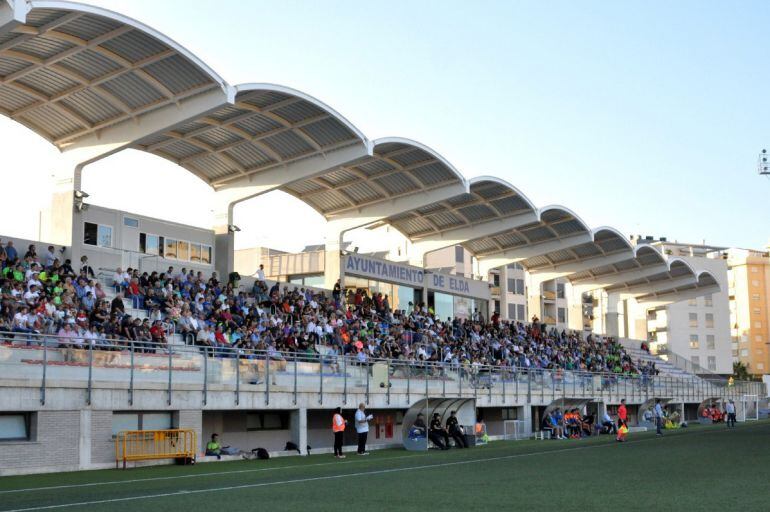 La directiva del Deportivo demanda el apoyo de su afición