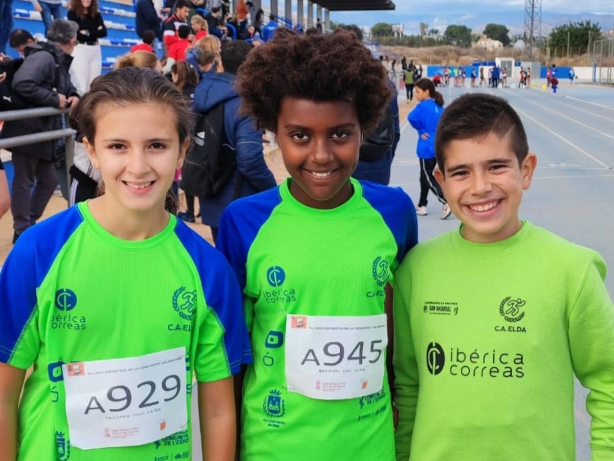 La escuela del Club Atletismo Elda estuvo en los controles de Sant Joan d´Alacant
