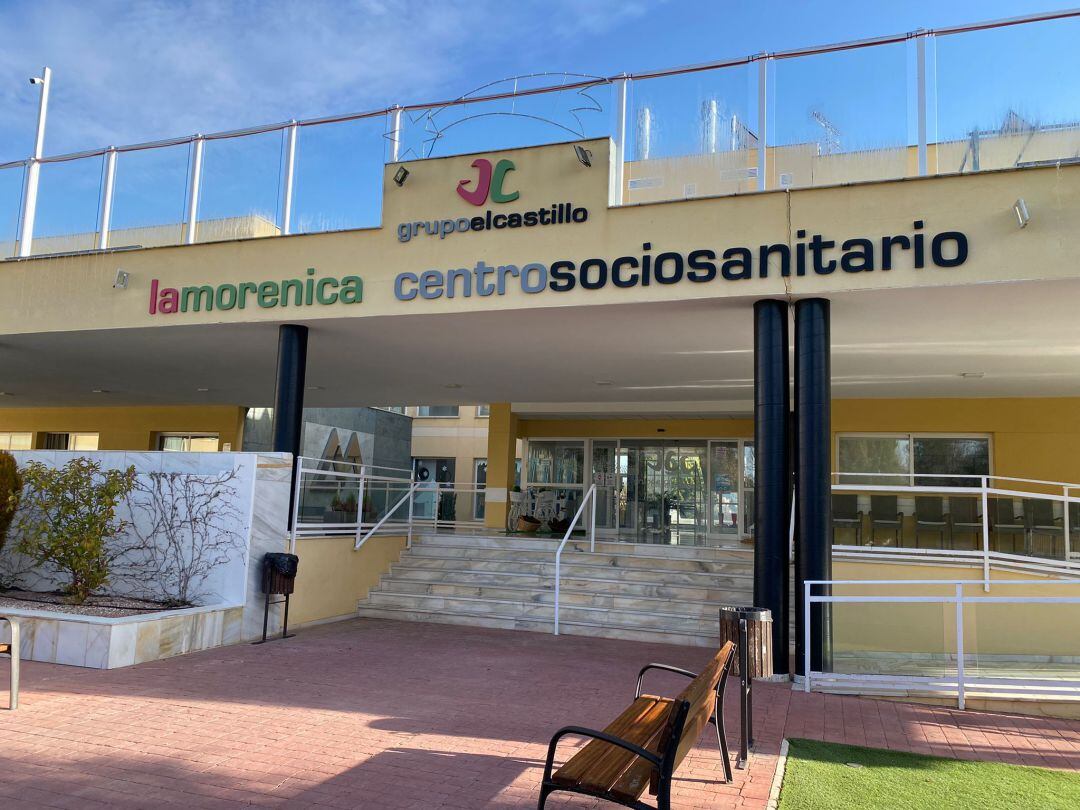Imagen de la entrada del centro socio-sanitario La Morenica
