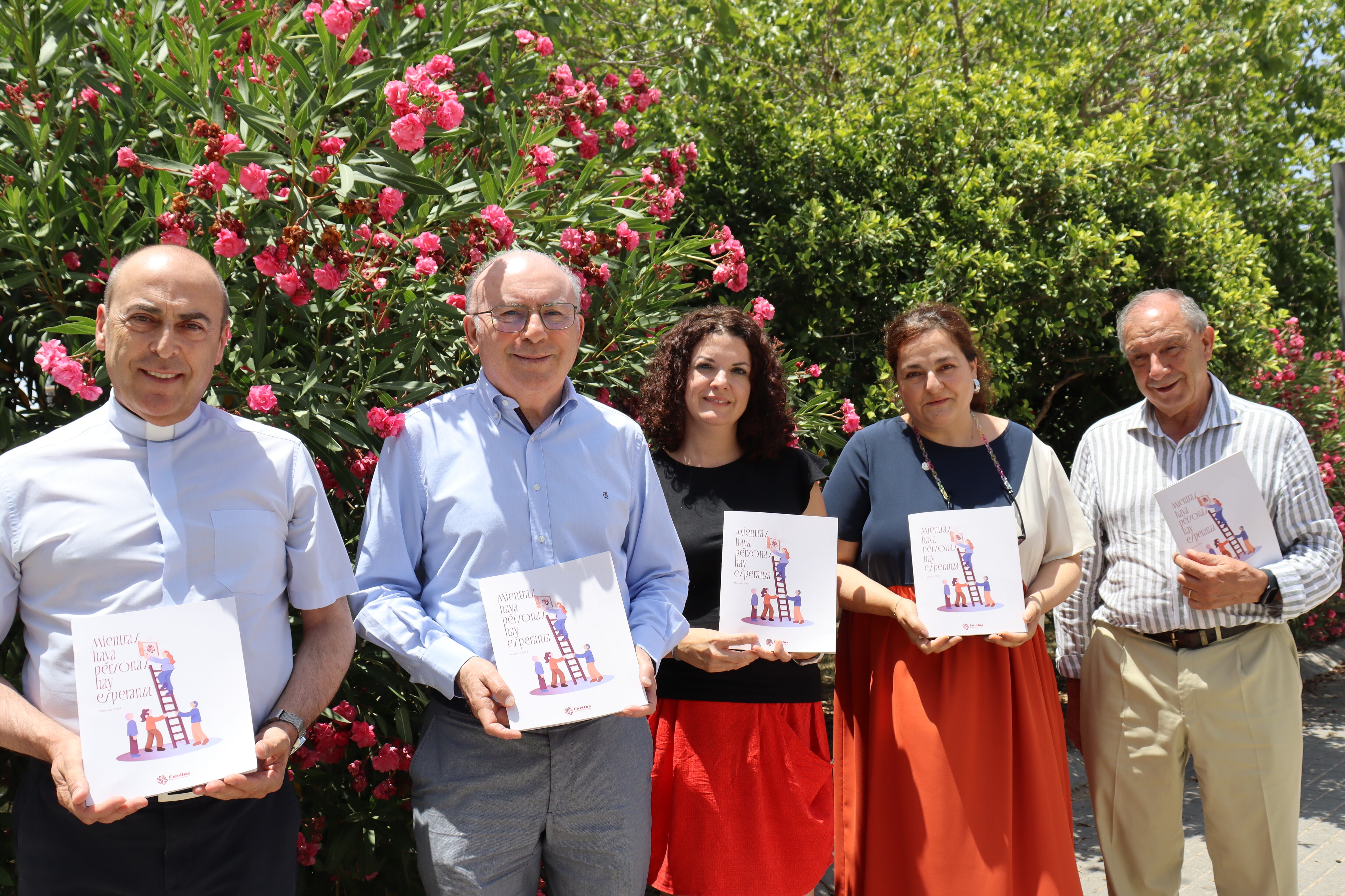 Cáritas Diócesis de Cartagena ha presentado su memoria anual bajo el título “Mientras haya personas, hay esperanza"