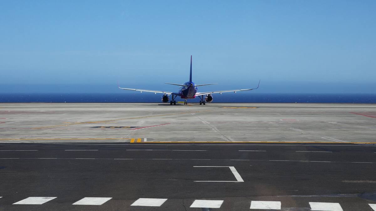 Las primeras estimaciones apuntan a 1.500 trabajadores afectados en el Archipiélago
