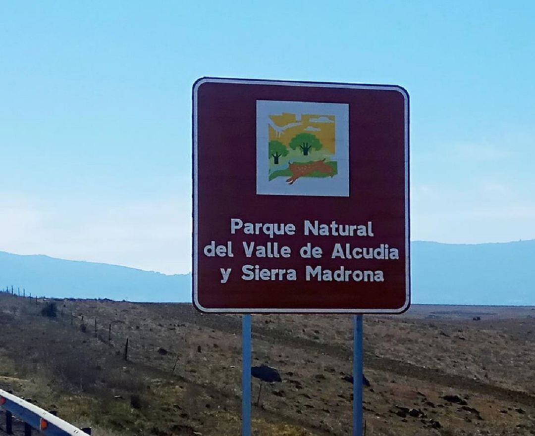 Señalización de entrada y salida del Parque Natural