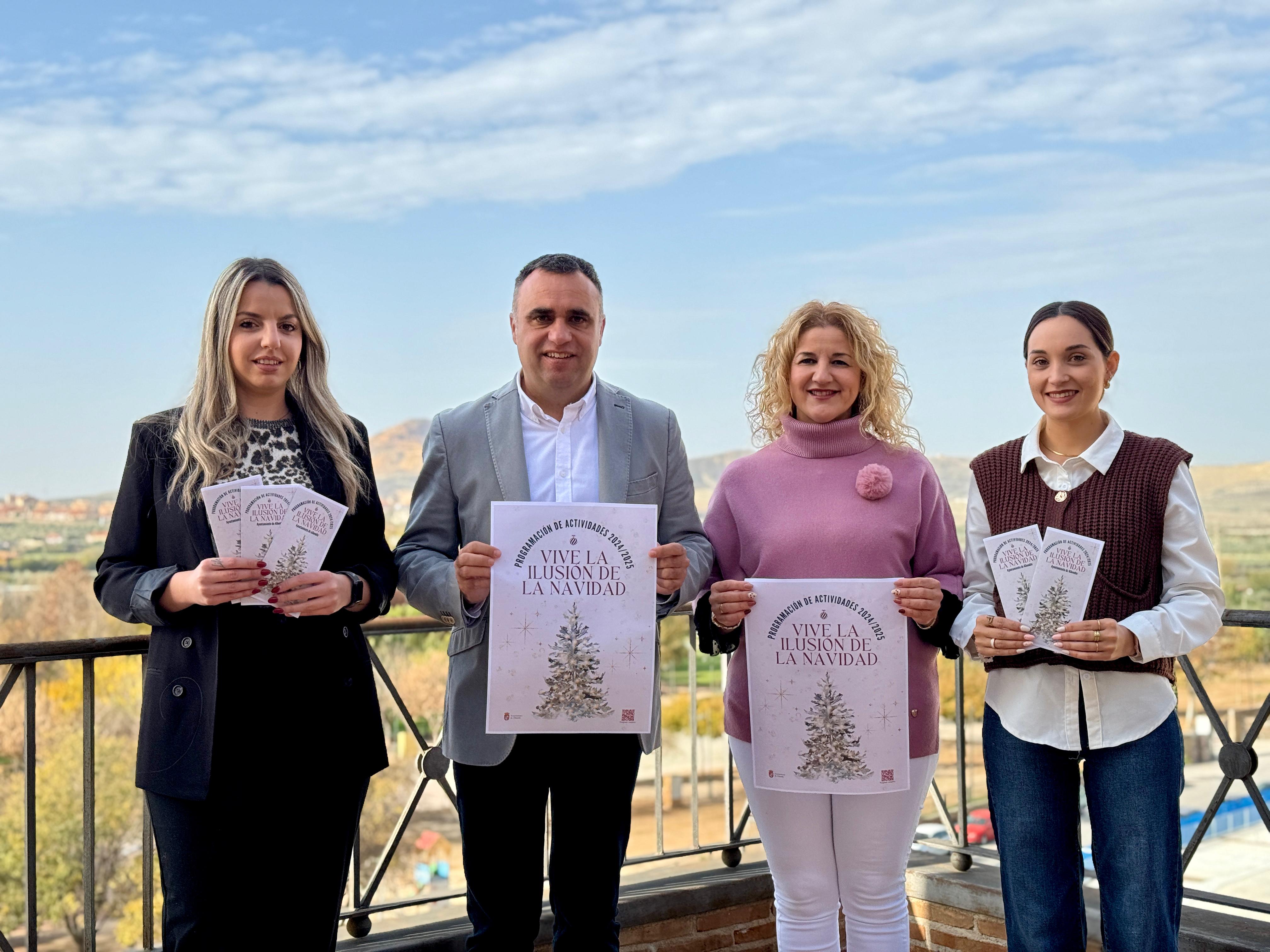 El alcalde y concejalas de Alhendín (Granada) presentan las actividades de Navidad